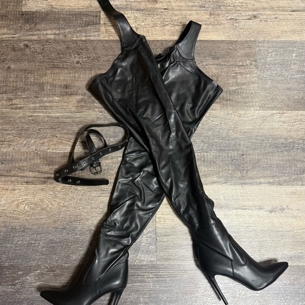 Sleek Black Over-the-Knee Boots for Women